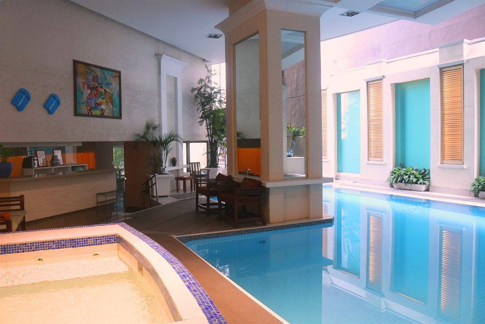 Discovery Suites Manila, Philippines Pásig Exterior foto